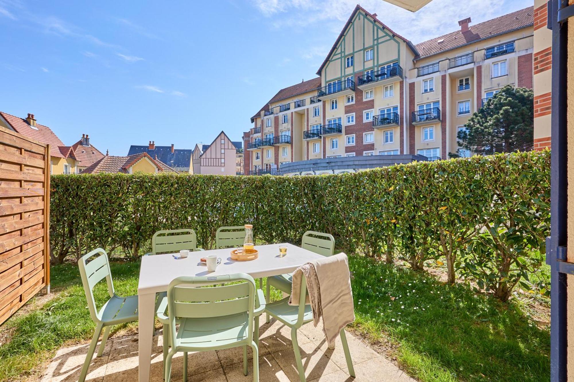 Residence Pierre & Vacances Port Guillaume Dives-sur-Mer Buitenkant foto