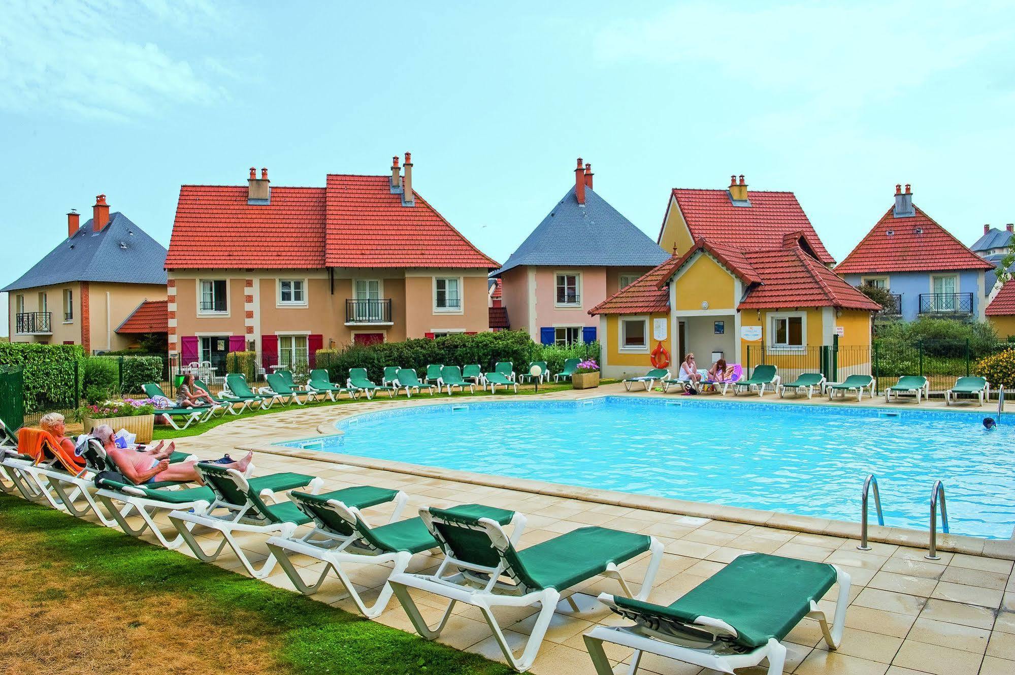 Residence Pierre & Vacances Port Guillaume Dives-sur-Mer Buitenkant foto